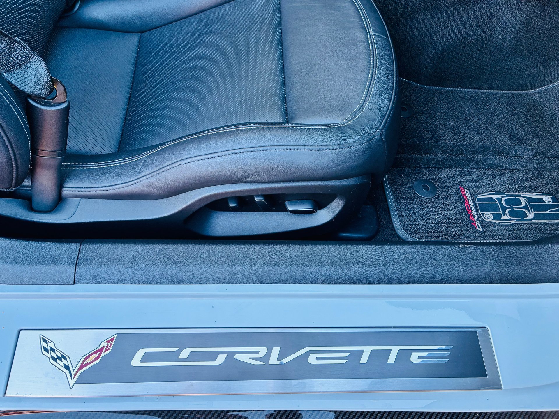 Used 2019 Chevrolet Corvette Grand Sport RWD image 47