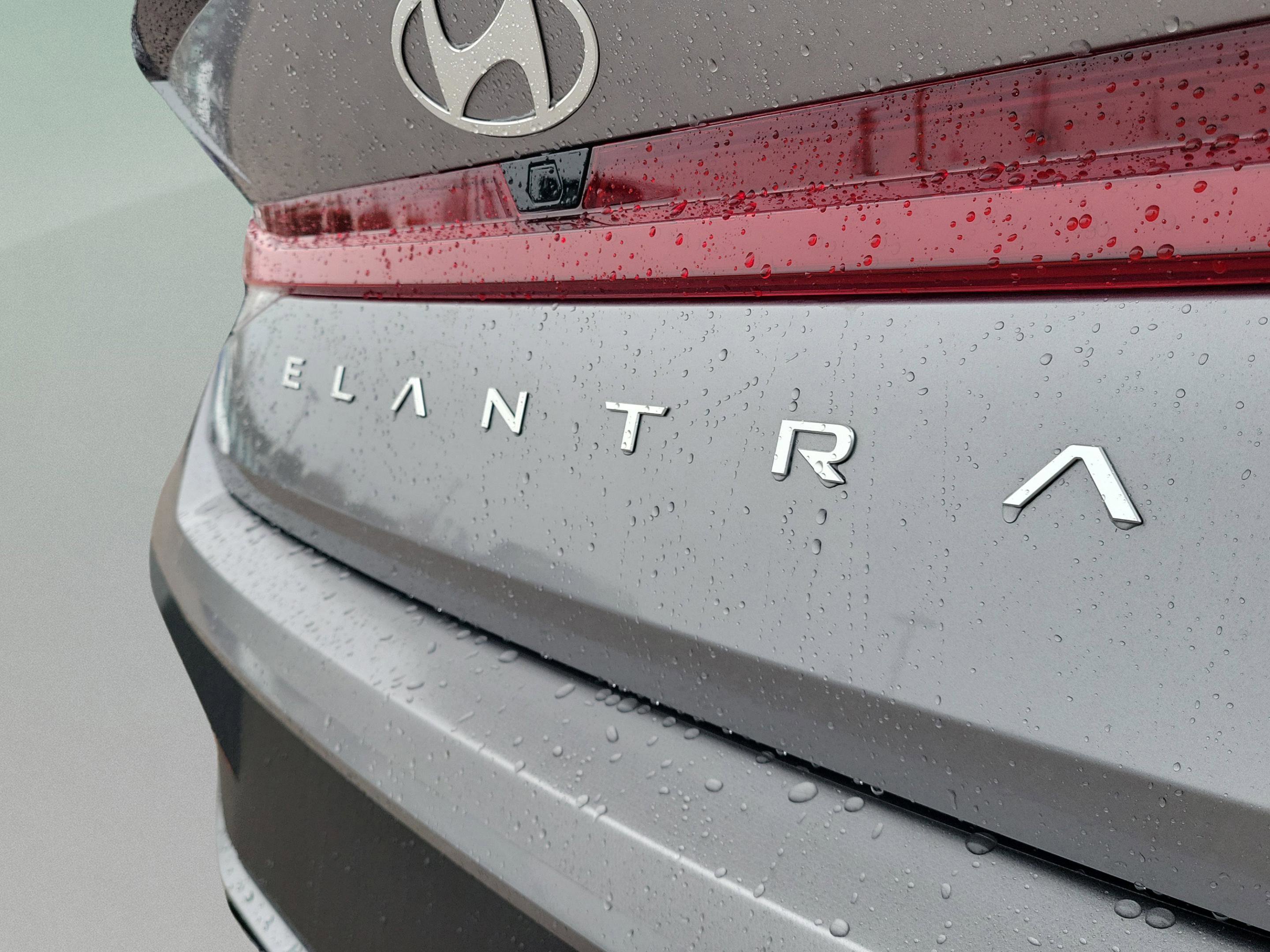Certified 2025 Hyundai Elantra Sport image 7