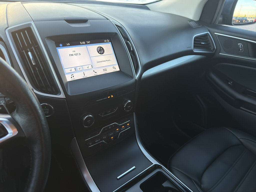 Used 2019 Ford Edge SEL w/ Equipment Group 201A AWD/4WD image 21