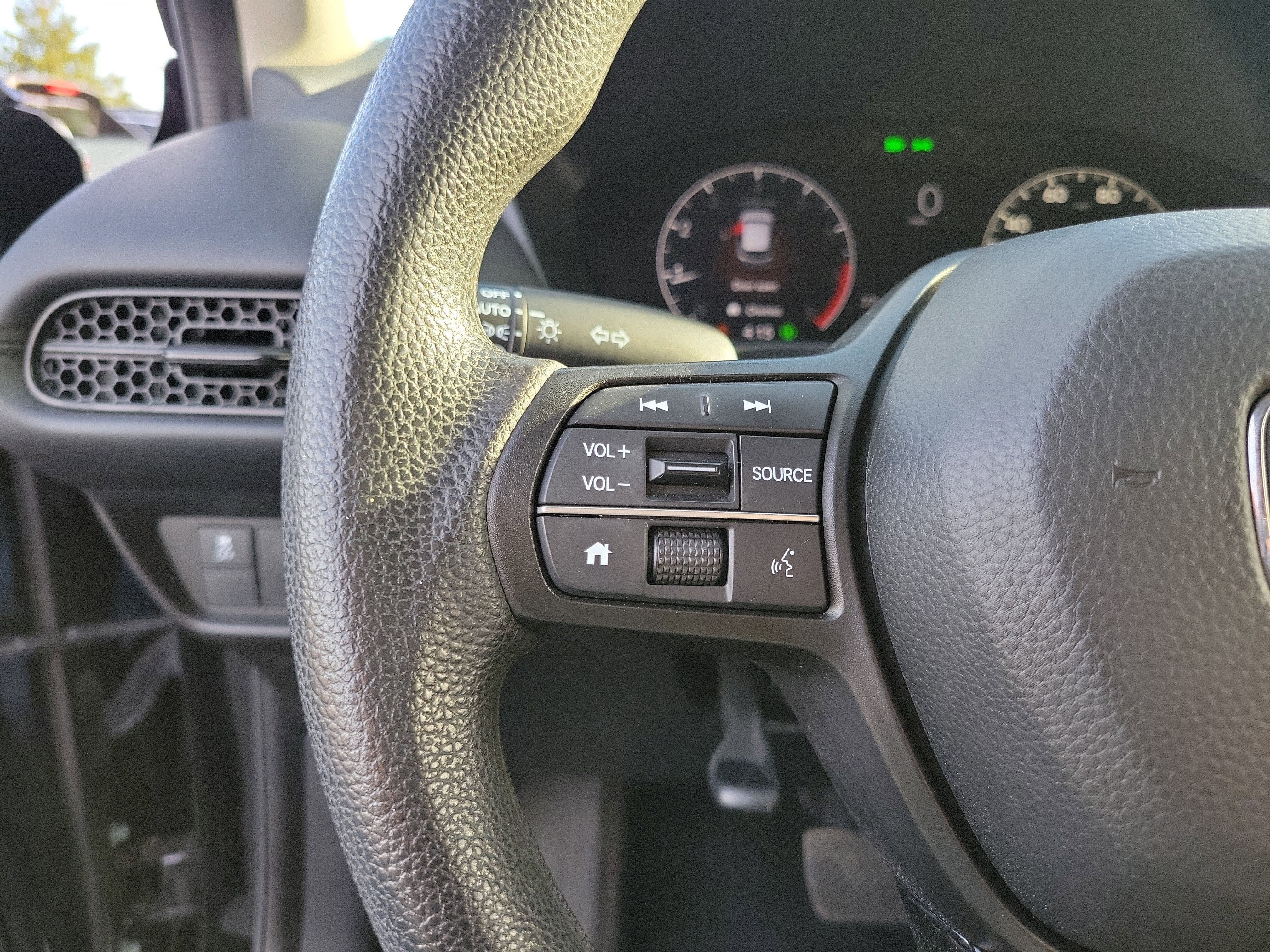 Used 2024 Honda HR-V LX image 22