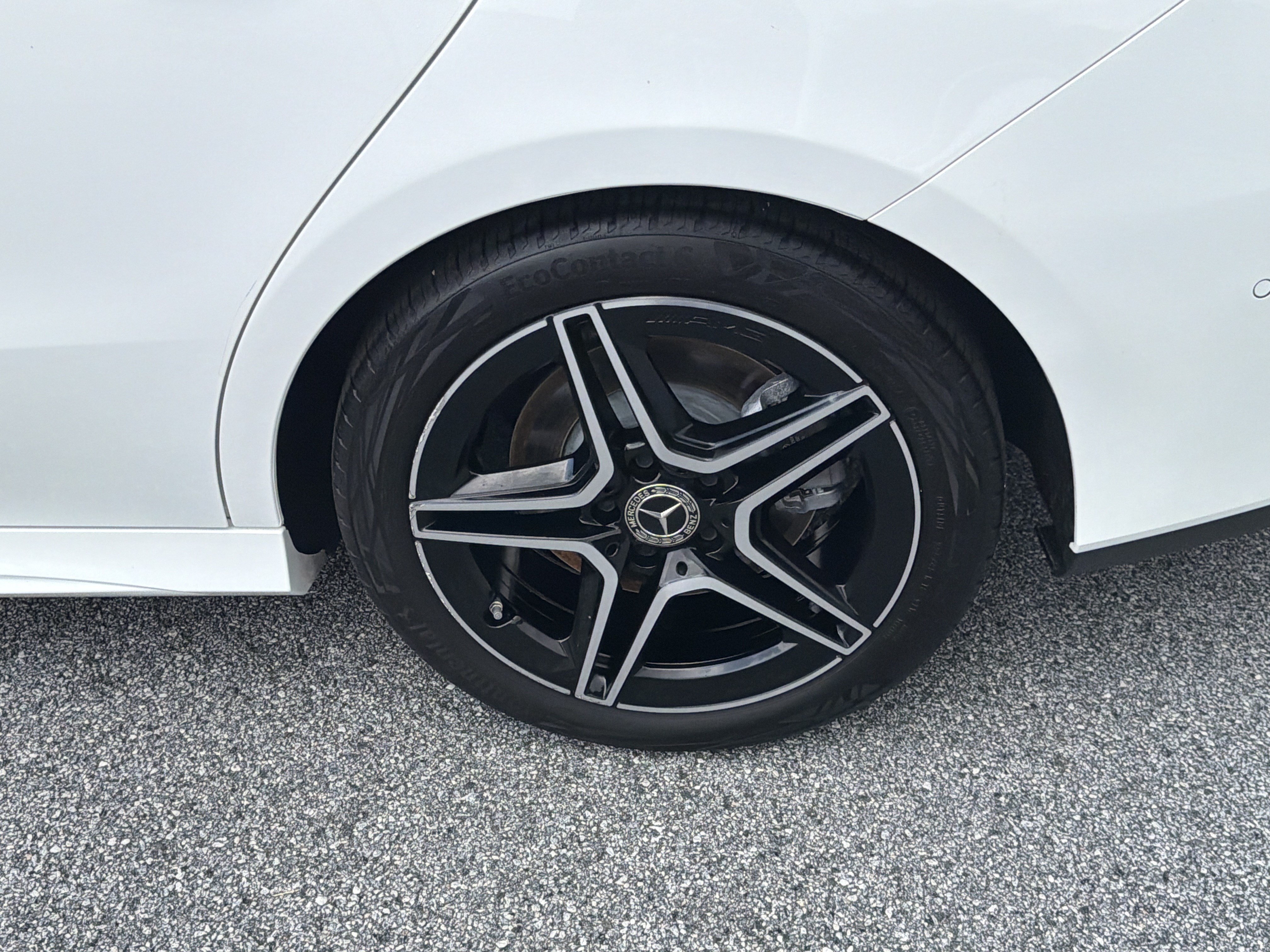 Used 2025 Mercedes-Benz CLA 250 4MATIC image 23