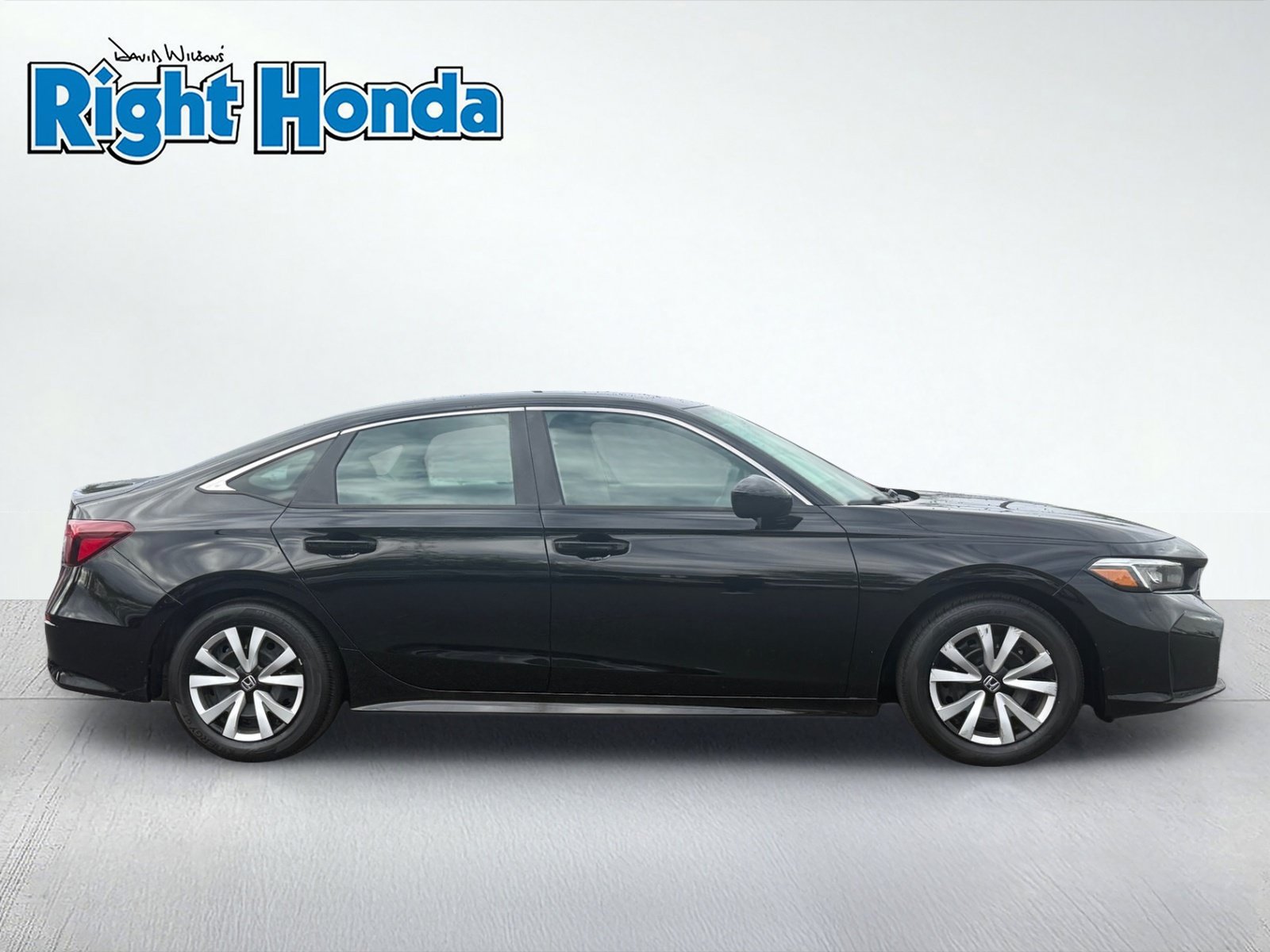Used 2025 Honda Civic LX image 9