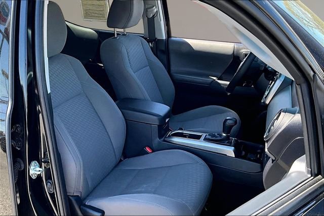 Used 2023 Toyota Tacoma SR5 w/ Technology Package image 26