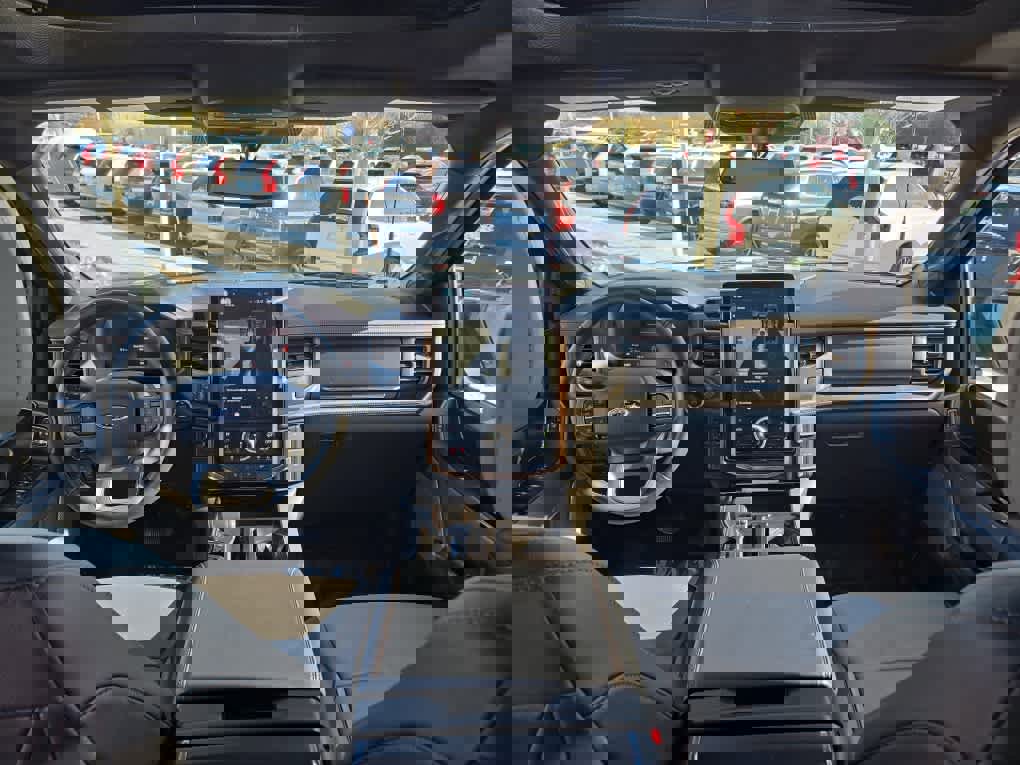 Used 2022 Ford F150 Lightning Lariat w/ Equipment Group 511A High image 12