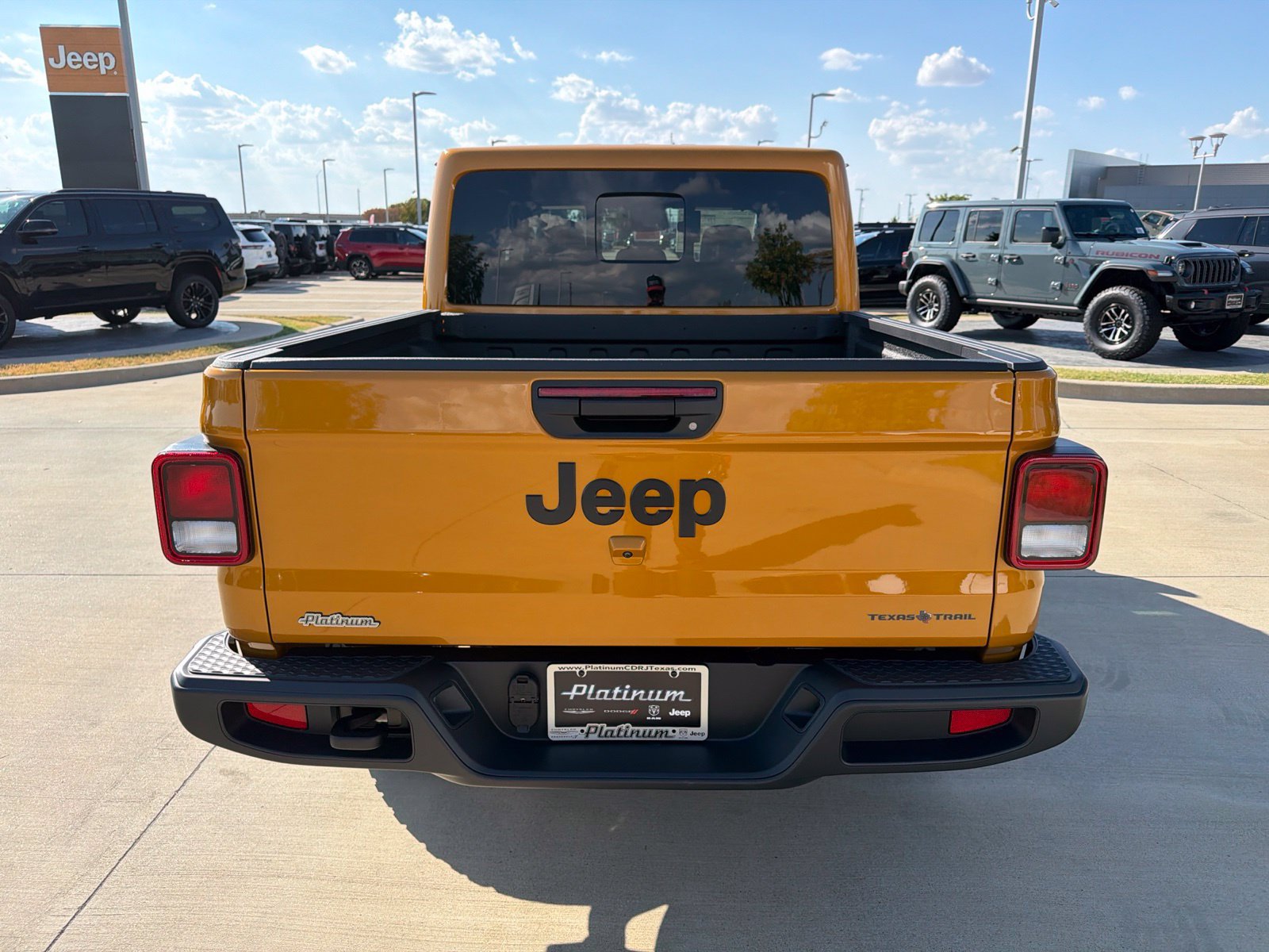 New 2026 Jeep Gladiator Sport AWD/4WD image 4
