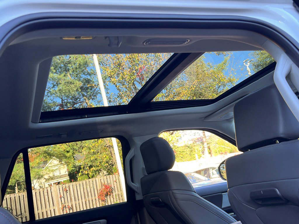 New 2025 Ford Expedition Max Active image 12