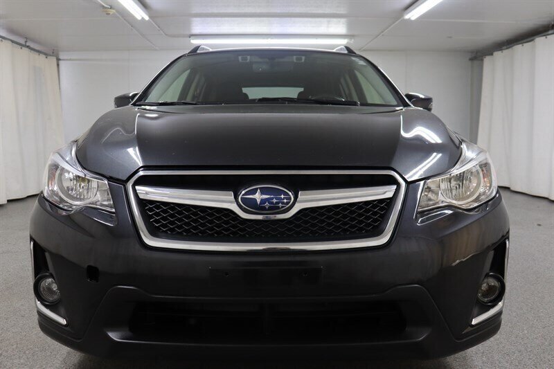 Used 2017 Subaru Crosstrek 2.0i Limited AWD/4WD image 2
