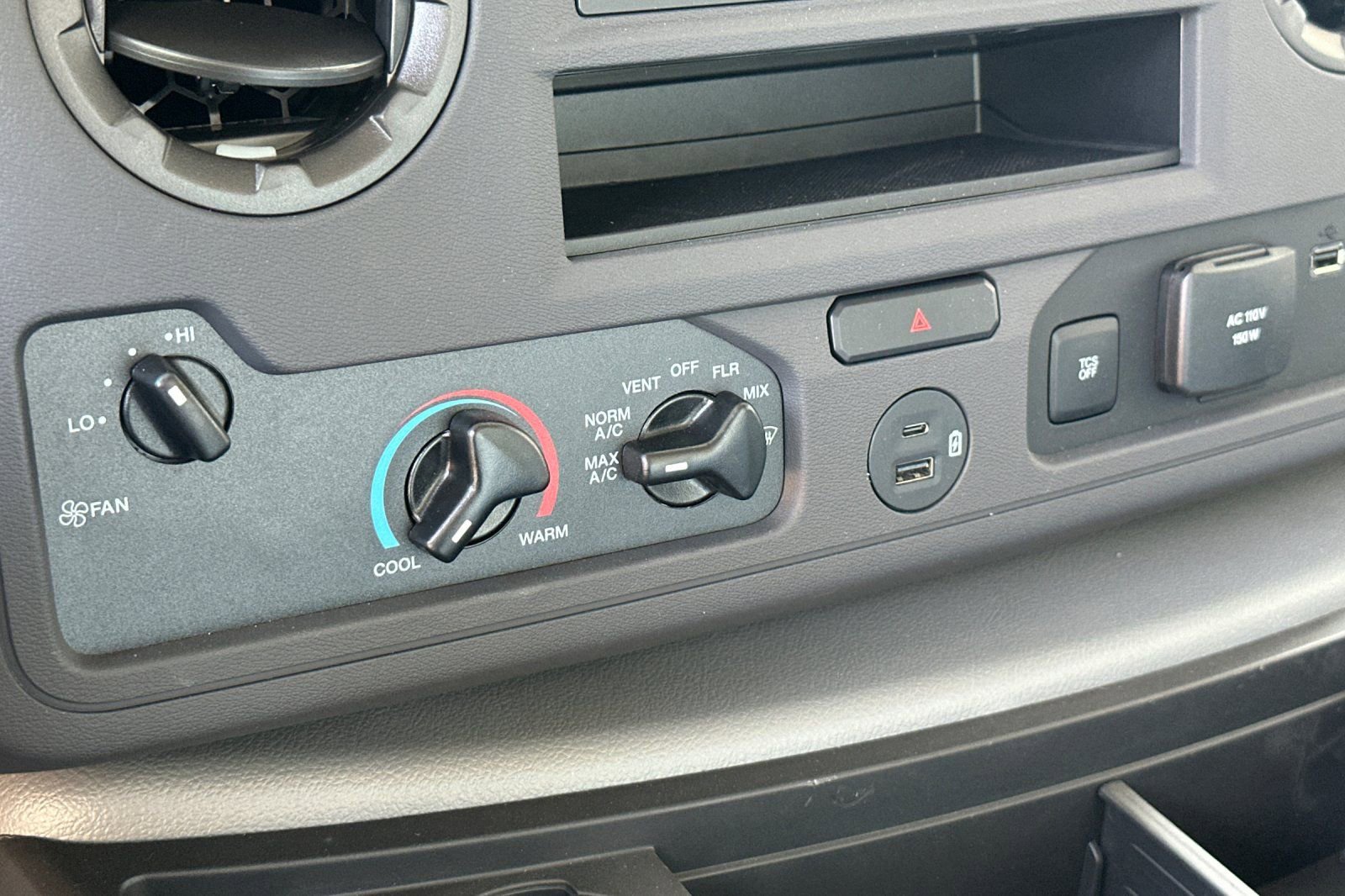 New 2025 Ford E-350 and Econoline 350 Super Duty w/ Power Equipment Group image 19