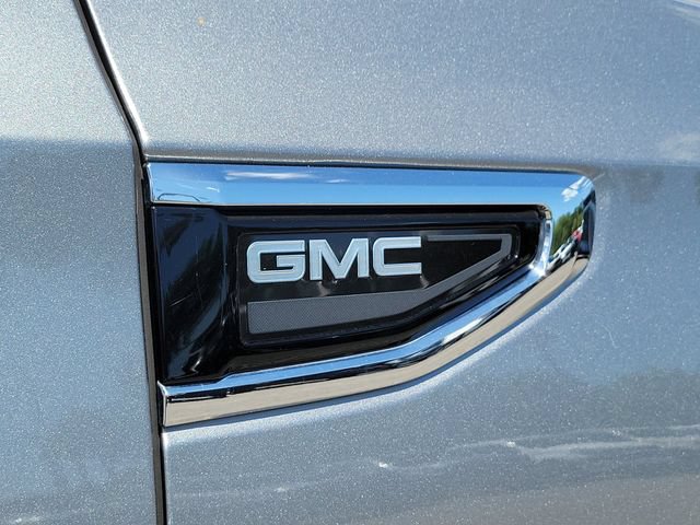 Certified 2023 GMC Yukon SLT w/ SLT Luxury Package AWD/4WD image 7