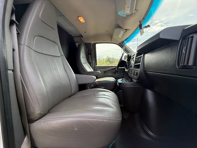 Used 2021 Chevrolet Express 2500 w/ Driver Convenience Package RWD image 33