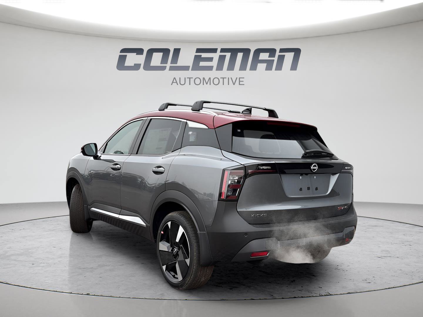 New 2026 Nissan Kicks SR w/ Cold Weather Package image 3