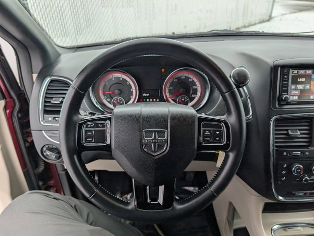 Used 2018 Dodge Grand Caravan SXT image 10