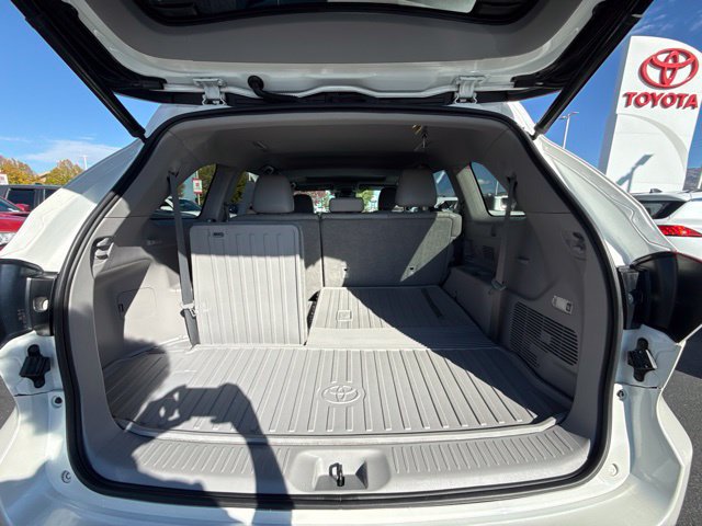 Used 2019 Toyota Highlander Limited AWD/4WD image 33