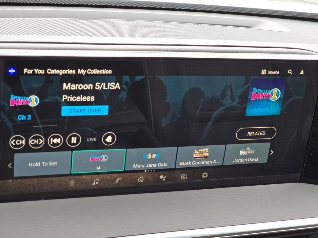 New 2025 INFINITI QX80 Sensory image 9