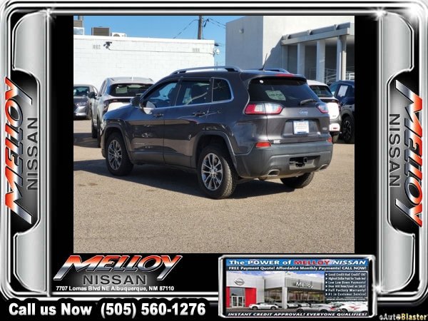 Used 2019 Jeep Cherokee Latitude Plus w/ Cold Weather Group image 5