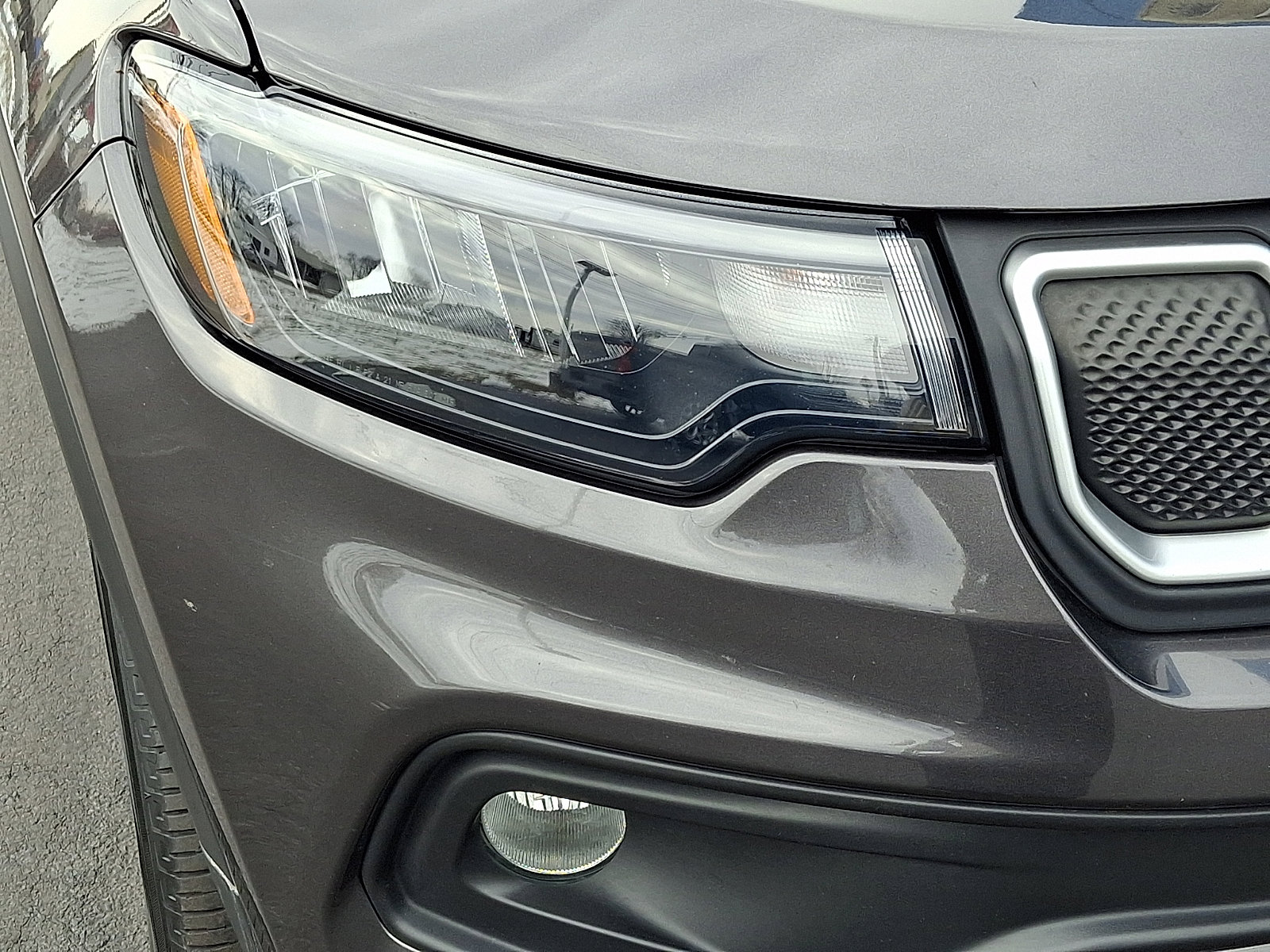 Used 2022 Jeep Compass Latitude image 9