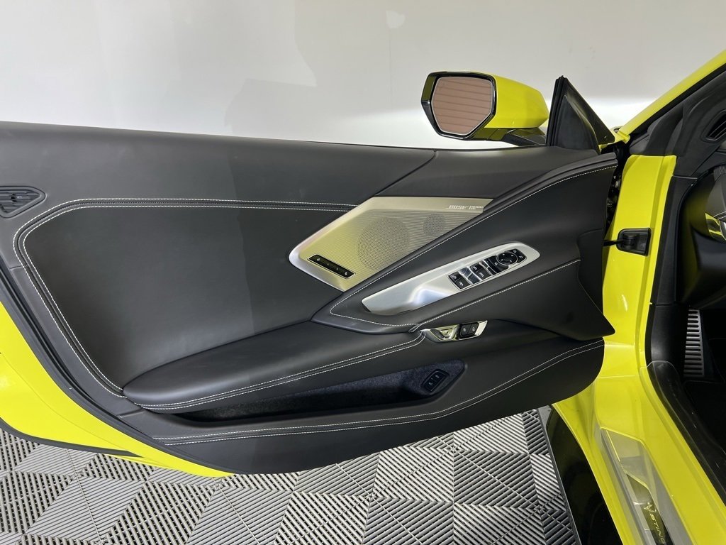 Used 2022 Chevrolet Corvette Stingray w/ Z51 Performance Package image 22