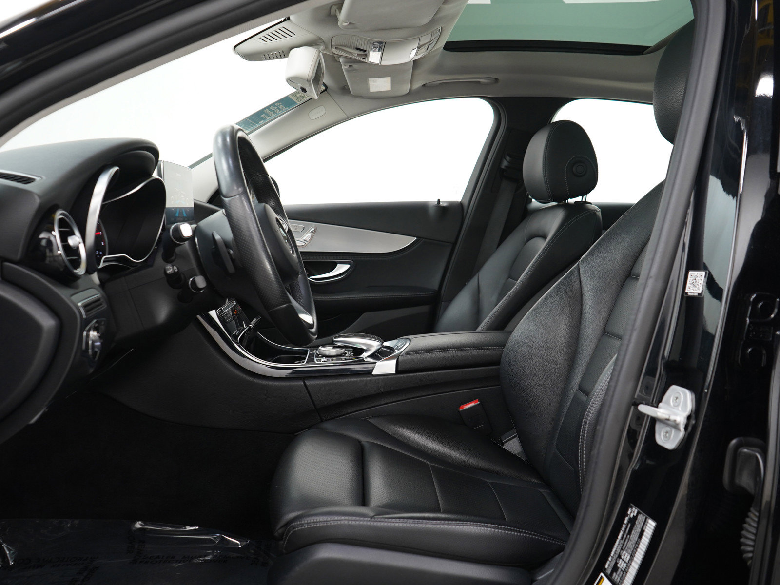 Used 2016 Mercedes-Benz C 300 4MATIC Sedan image 22