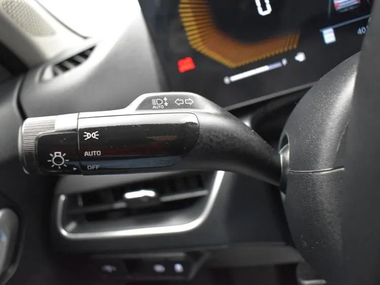 Used 2025 Kia K4 image 24