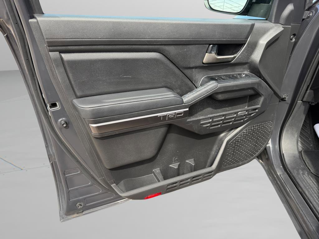 Used 2025 Toyota Tacoma TRD Off-Road image 22