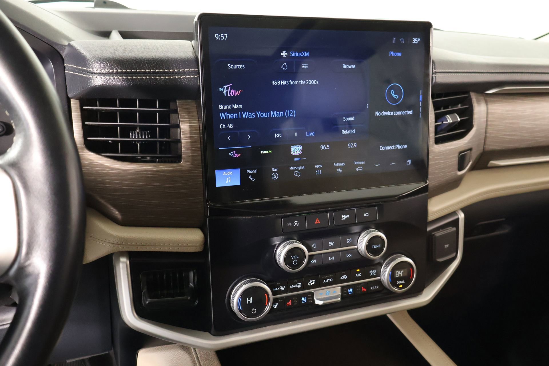 Used 2024 Ford Expedition Max Limited image 5