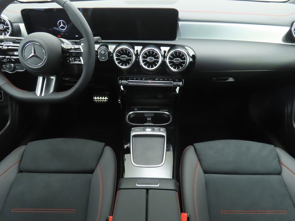 New 2026 Mercedes-Benz CLA 250 4MATIC image 13