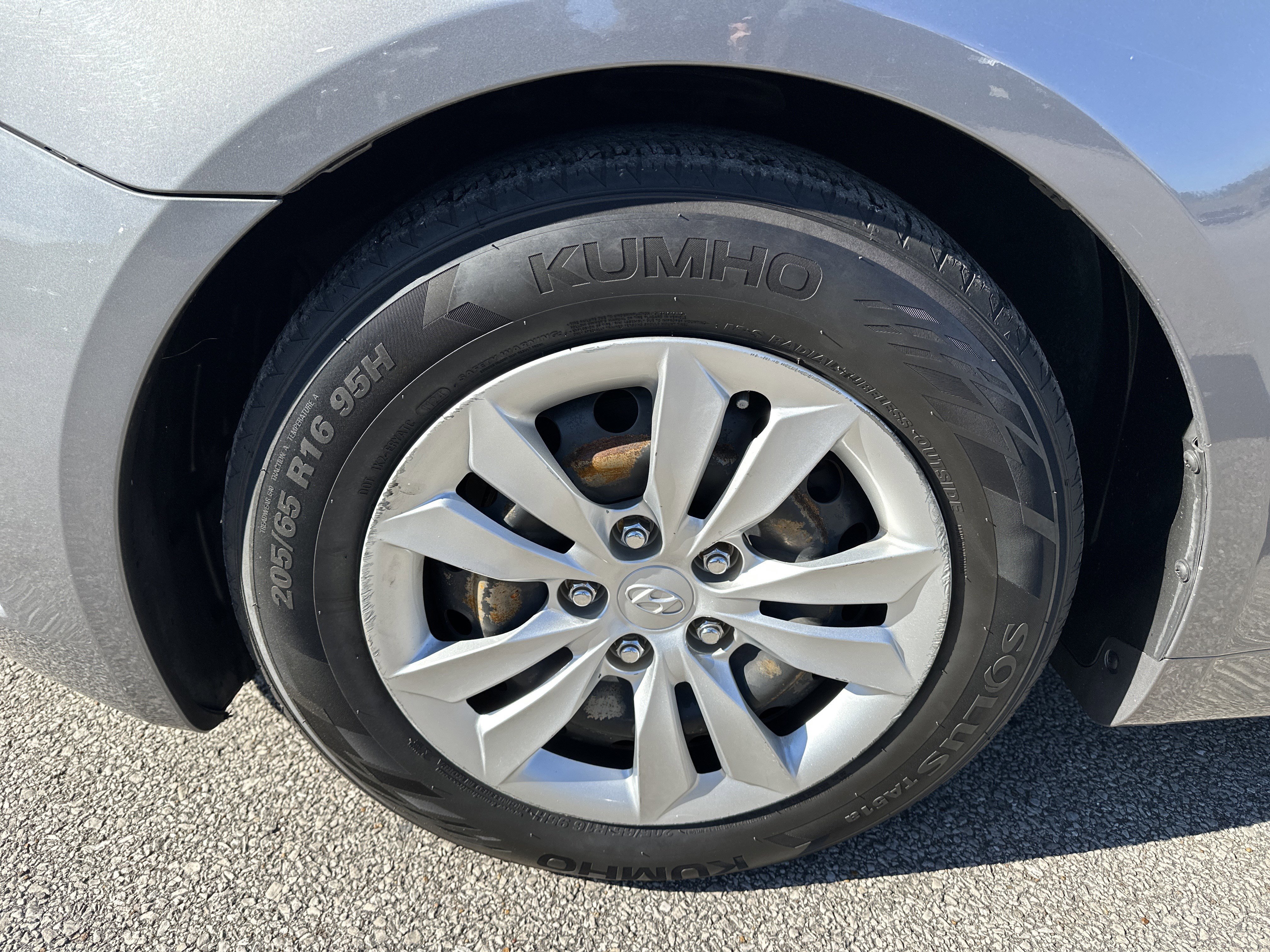 Used 2011 Hyundai Sonata GLS image 11