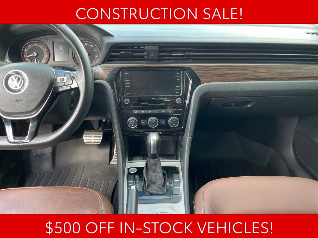 Used 2022 Volkswagen Passat 2.0T FWD image 13
