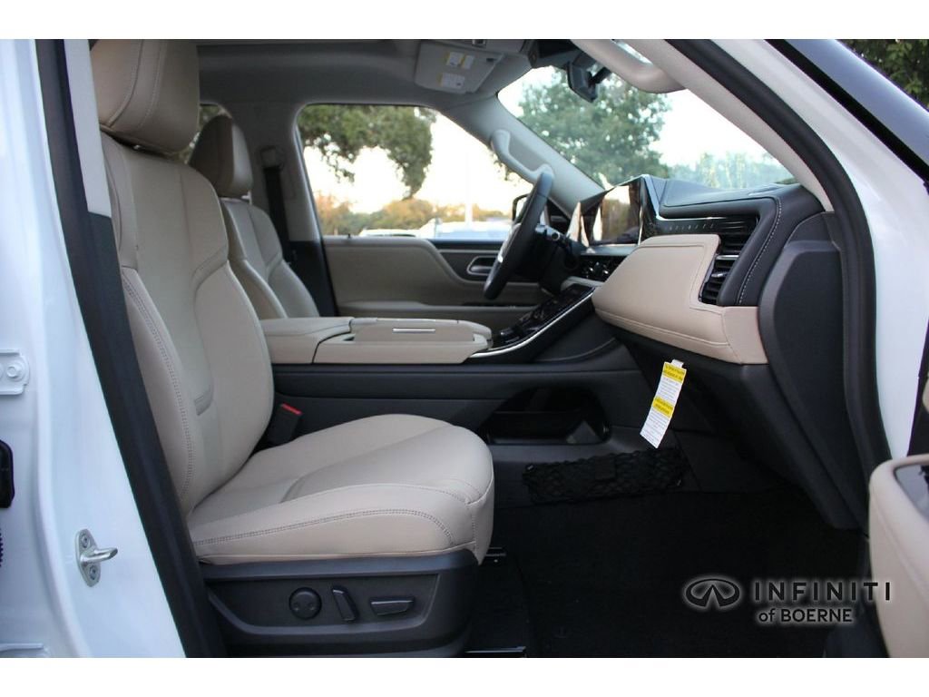 New 2026 INFINITI QX80 Pure AWD/4WD image 18
