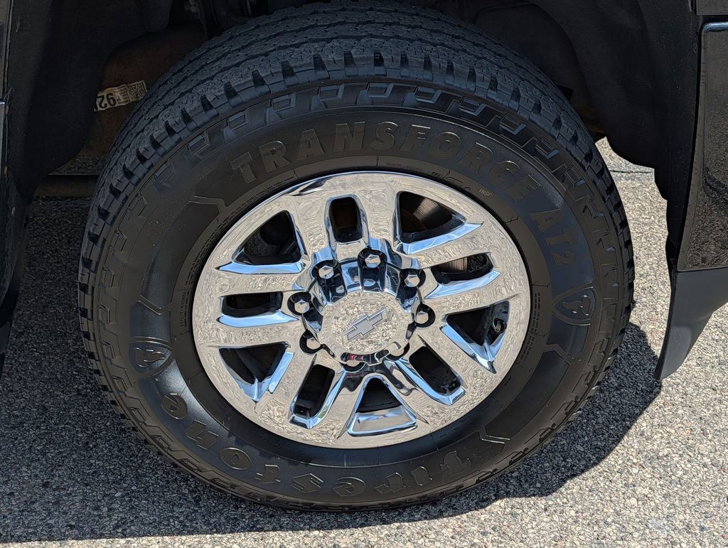 Used 2016 Chevrolet Silverado 3500 High Country w/ Duramax Plus Package AWD/4WD image 16