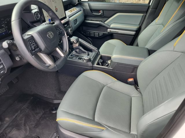 Used 2025 Toyota 4Runner Trailhunter AWD/4WD image 10