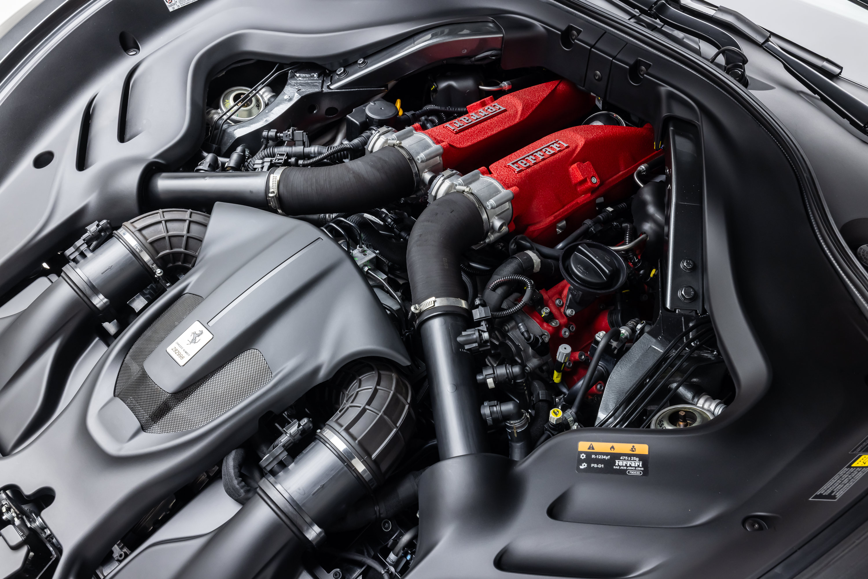 Used 2022 Ferrari Roma RWD image 22