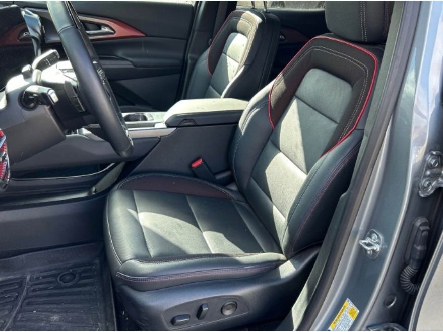Used 2024 Chevrolet Equinox EV RS FWD image 5