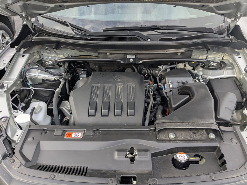 Used 2024 Mitsubishi Eclipse Cross SE image 38