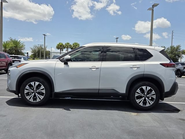 Used 2021 Nissan Rogue SV w/ Premium Package FWD image 3
