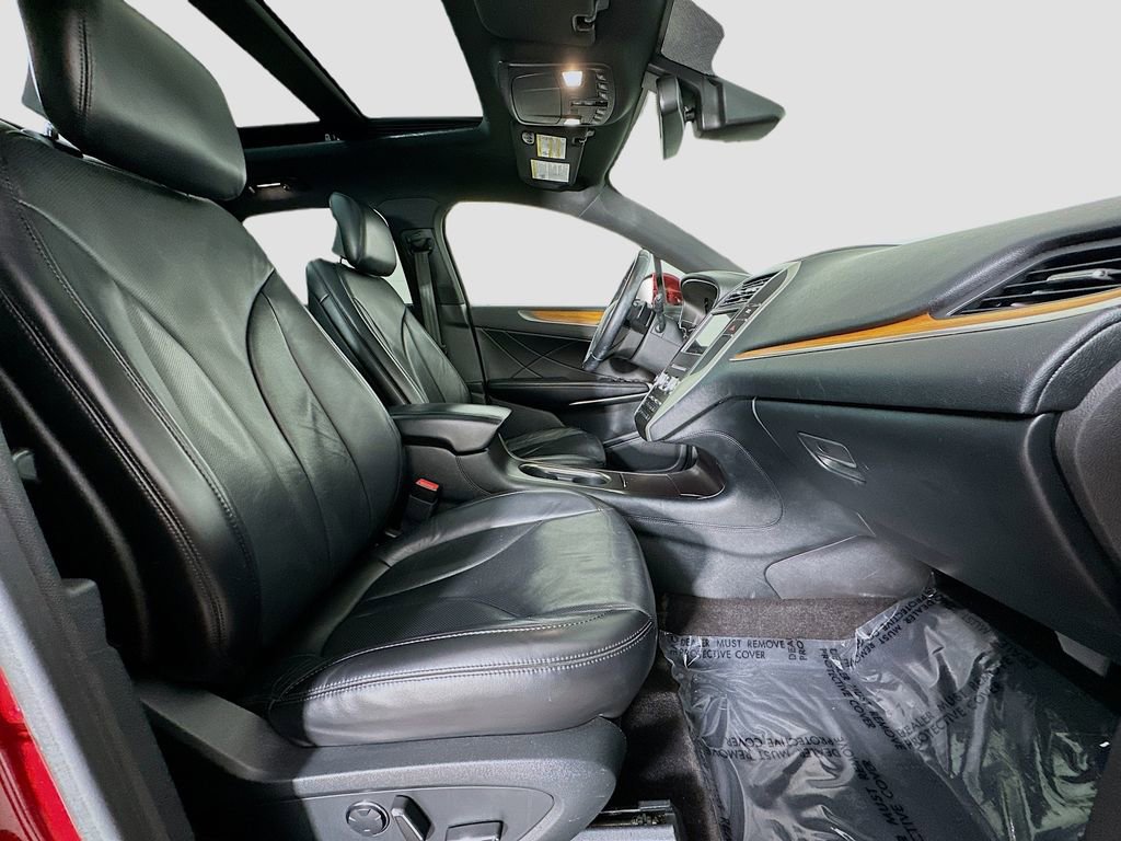 Used 2018 Lincoln MKC Reserve w/ Lincoln MKC Climate Package image 30