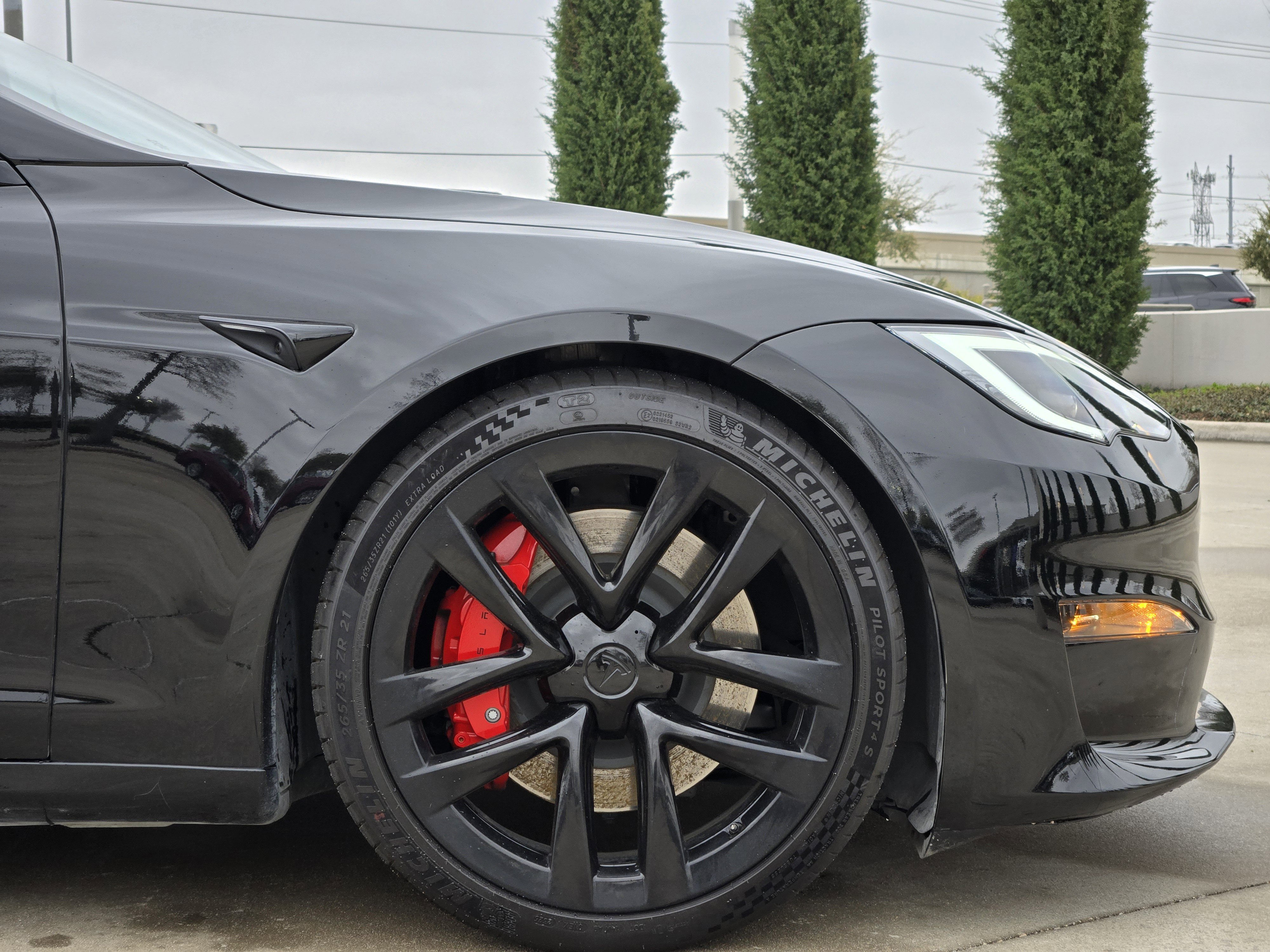 Used 2024 Tesla Model S Plaid image 9