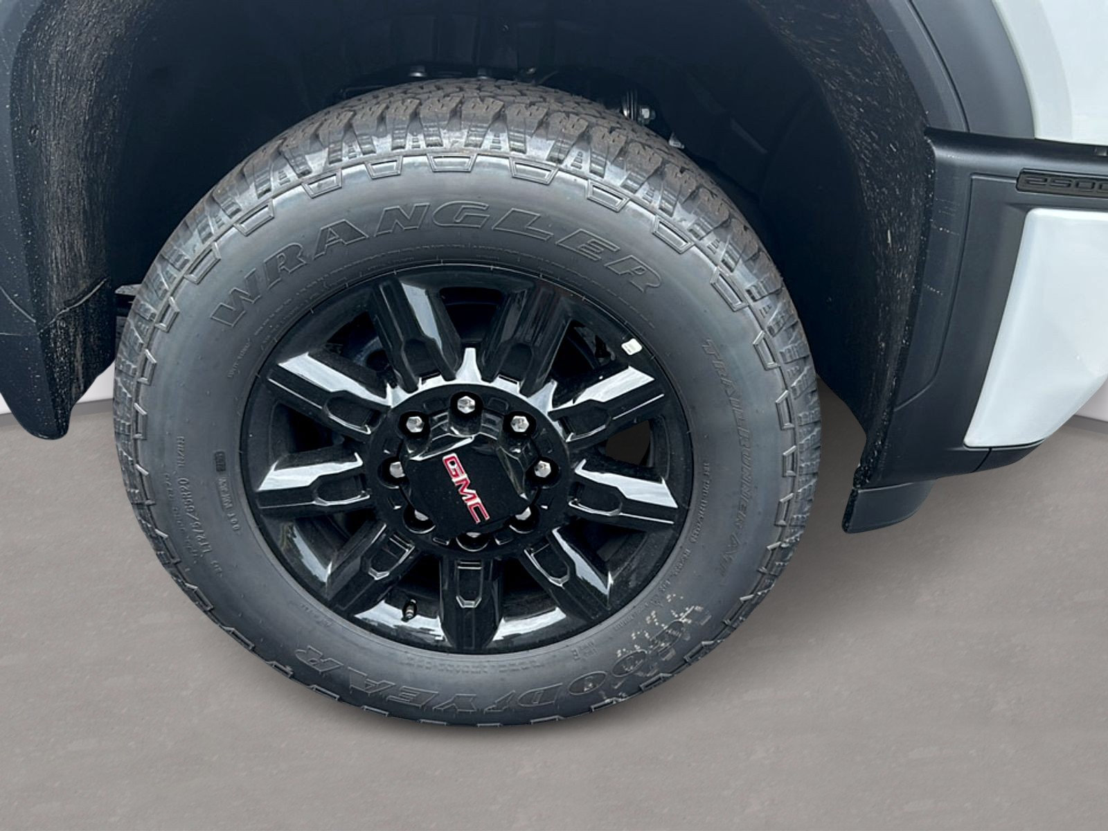 New 2026 GMC Sierra 2500 AT4 w/ LPO, Black Badging Package AWD/4WD image 3