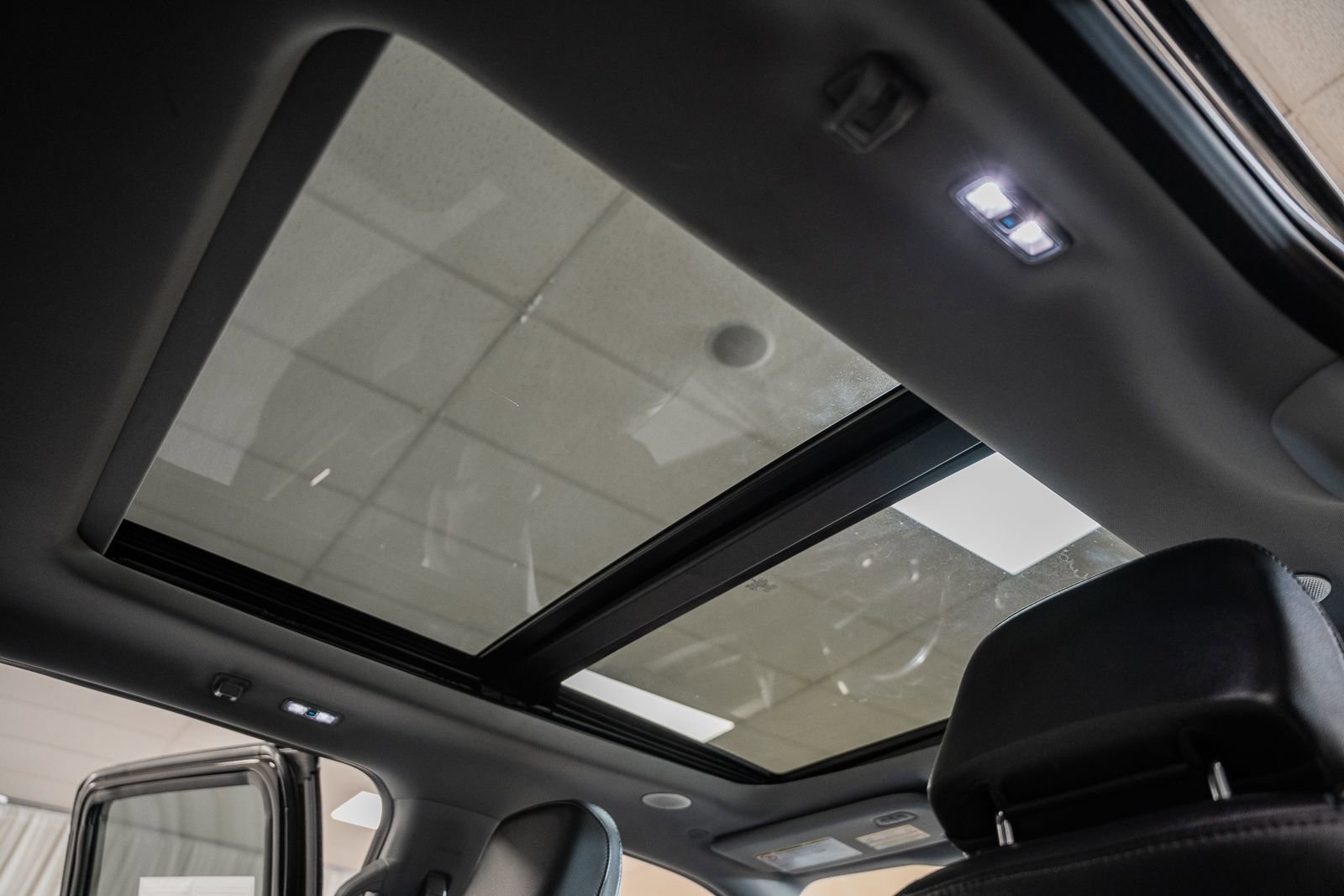 Used 2024 Ford F250 Lariat w/ Lariat Ultimate Package image 44