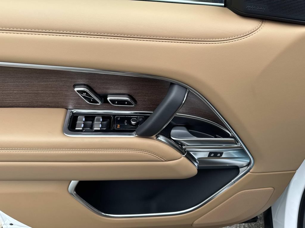 New 2026 Land Rover Range Rover SE AWD/4WD image 20