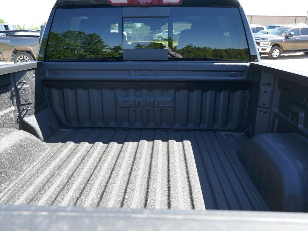 New 2026 GMC Sierra 1500 AT4 w/ AT4 Premium Package AWD/4WD image 6