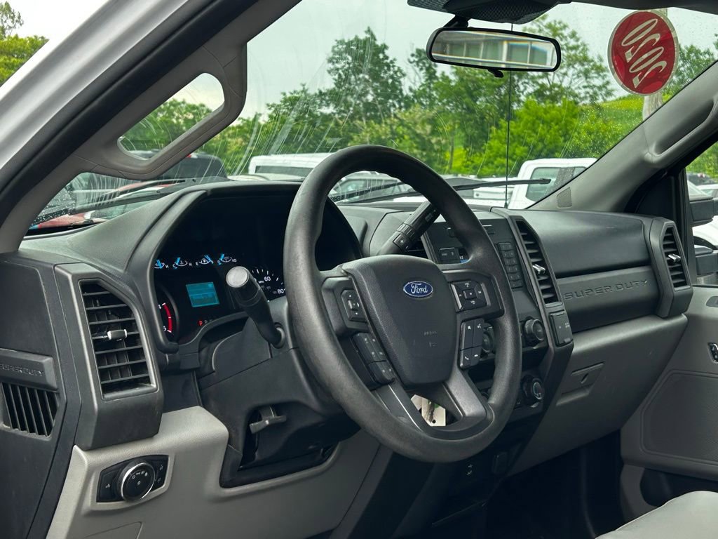 Used 2020 Ford F550 4x4 Regular Cab Super Duty image 11