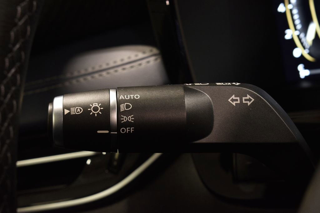 New 2026 INFINITI QX60 Sport w/ Dark Cargo Package image 18