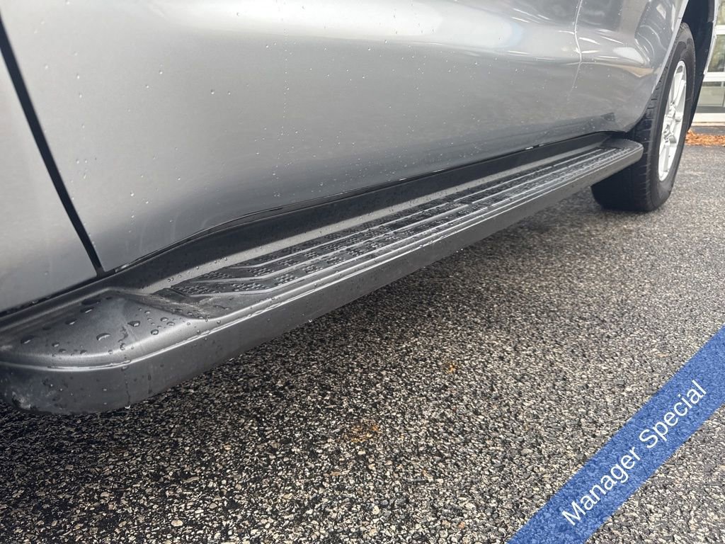 Used 2019 Toyota Sequoia SR5 image 10