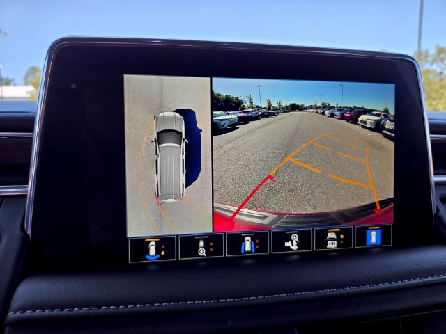 Used 2024 GMC Yukon SLT w/ SLT Premium Package RWD image 27