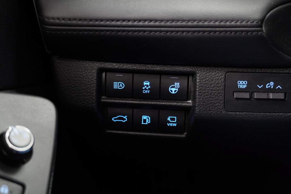 Used 2021 Toyota Avalon Limited w/ Advanced Safety Package FWD image 43