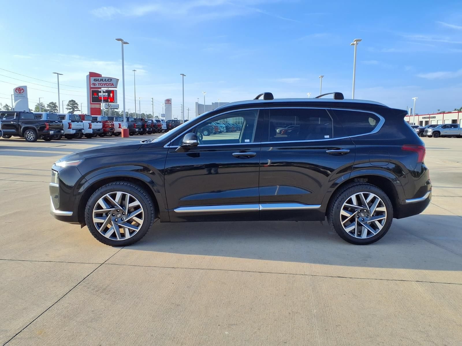 Used 2022 Hyundai Santa Fe Calligraphy FWD image 9
