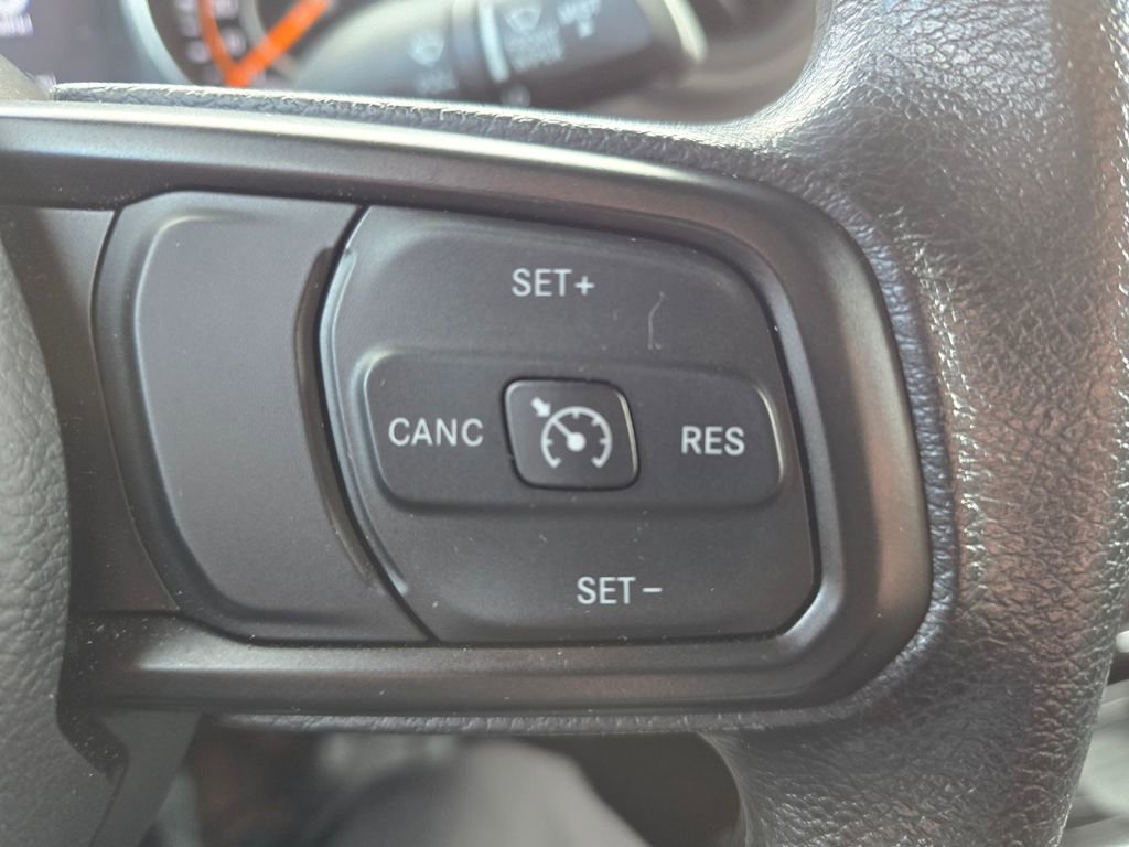 Used 2021 Jeep Gladiator Sport image 13