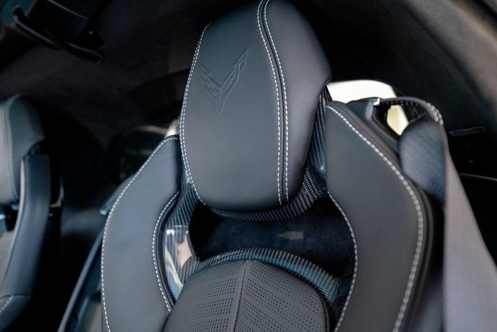 New 2026 Chevrolet Corvette Stingray Premium Cpe w/ Z51 Performance Package RWD image 30