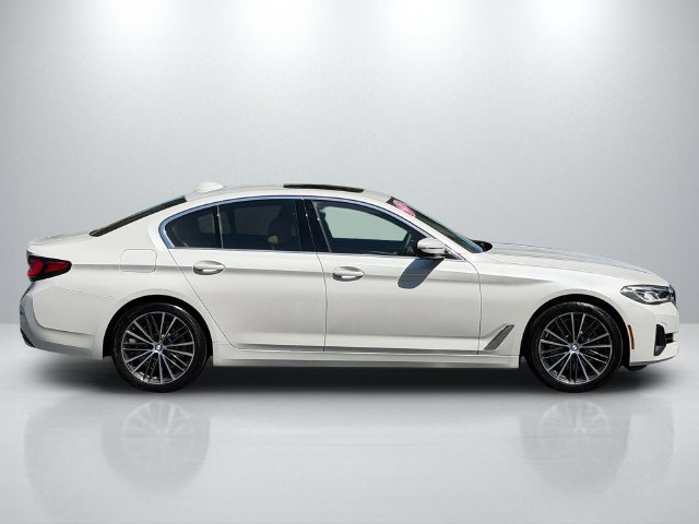 Used 2023 BMW 530i w/ Convenience Package RWD image 8